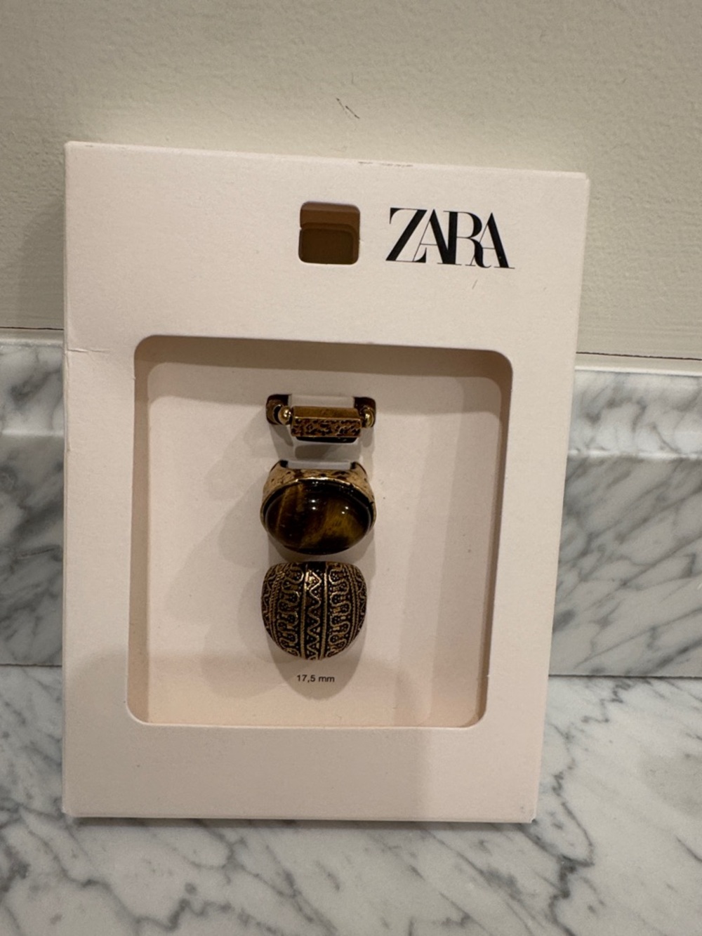 Zara Gold-Tone Decorative Stone and Patterned Rings